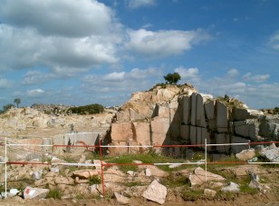 Rosa Sta. Eulalia Quarry